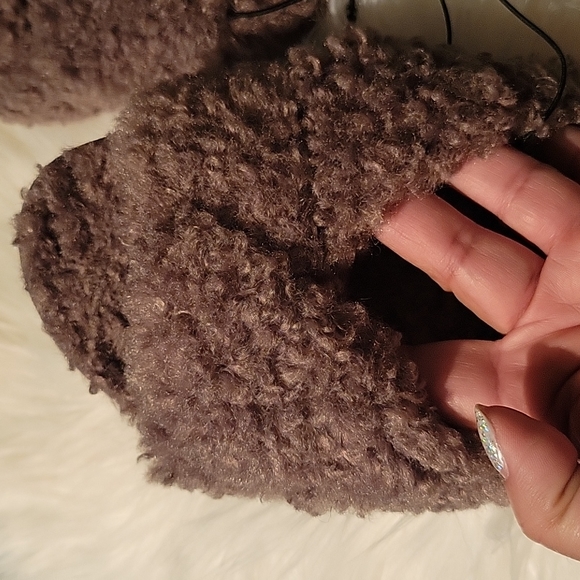 NWT Slides by LOFT - Picture 6 of 6